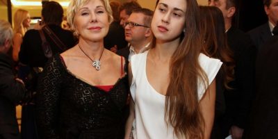 Любовь Успенская отказалась зарабатывать на скандале со своей дочерью