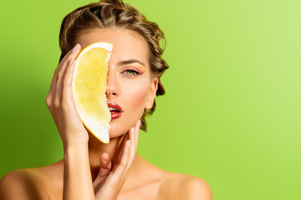 Преимущества витамина С для ухода за кожей