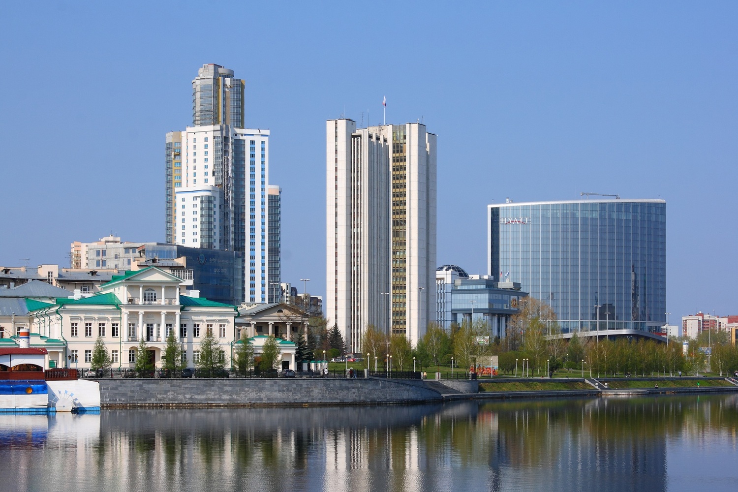 Екатеринбург (1,54 млн человек)